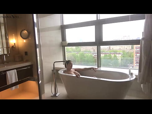 ❤️ Gagică imensă care își masturbează cu pasiune păsărica în baie ️❌ at ro.tvmarket.top ❤
