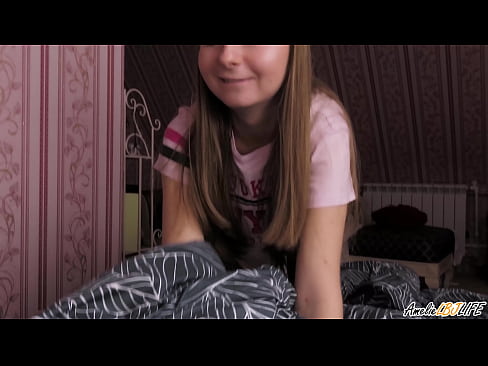 ❤️ Blondina îi suge adânc prietenei ei și primește spermă în gură ️❌ at ro.tvmarket.top ❤